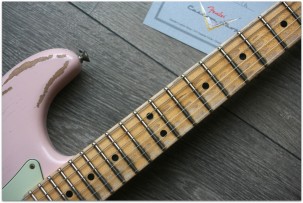 Fender 1969 Strat Relic Dennis Galuska,Shell Pink