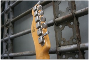 FENDERB 2017 Tele Journeyman