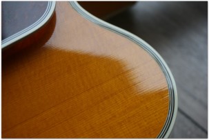 GIBSON Le Grand Natural 2002