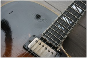 GIBSON Original 1968 Super 400 CES Sunburst with Florentine Cutaway 895522 and her original hardcase