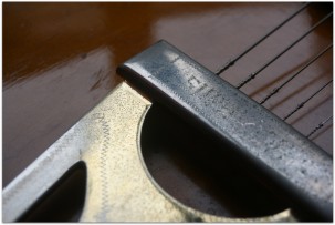 GIBSON Original 1968 Super 400 CES Sunburst with Florentine Cutaway 895522 and her original hardcase