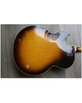 GIBSON Original 1968 Super 400 CES Sunburst with Florentine Cutaway 895522 and her original hardcase