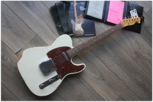 FENDER 1961 Relic Telecaster ,Aged Olympic White,Rosewood Fingerboard
