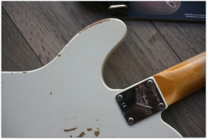 FENDER 1961 Relic Telecaster ,Aged Olympic White,Rosewood Fingerboard