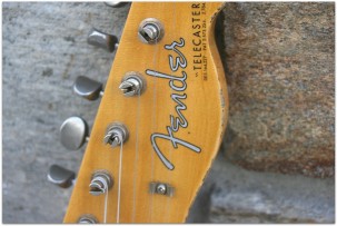 FENDER 1961 Relic Telecaster ,Aged Olympic White,Rosewood Fingerboard