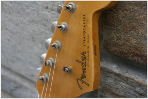 FENDER 1960 Relic Strat Aged Fiesta Red,Rosewood