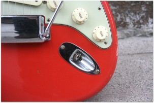FENDER 1960 Relic Strat Aged Fiesta Red,Rosewood