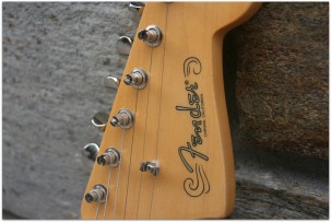 FENDER Limited Edition Parallel Universe Jazz Tele Surf Green Rosewood