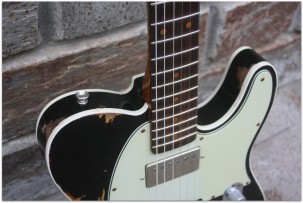 FENDER 2018 Limited Heavy Relic Reverse Custom HS Tele Aged Black Over 3 Color Sunburst