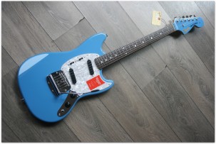 FENDER Traditional Mustang 70 Matching Head in California Blue, Made In Japan