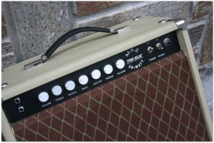 Dr. Z Maz Studio Deluxe 38 Watt