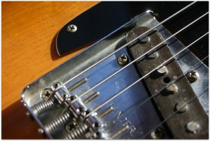 FENDER "Original 1977 Telecaster Custom"