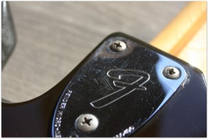 FENDER "Original 1977 Telecaster Custom"