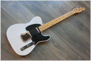 FENDER "EU Masterdesign 1953 Telecaster Journeyman White Blonde"