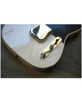 FENDER "EU Masterdesign 1953 Telecaster Journeyman White Blonde"