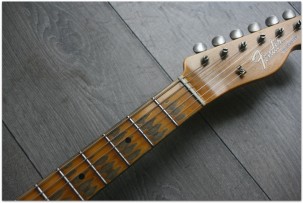 FENDER "Custom Shop Postmodern Telecaster 2019 Journeyman Relic Aged Olympic White and Charcoal Frost Metallic"