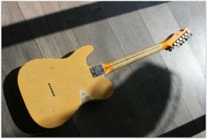 FENDER "Custom Shop ’51 Relic Telecaster, Aged Nocaster Blonde"