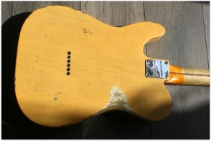 FENDER "Custom Shop ’51 Relic Telecaster, Aged Nocaster Blonde"