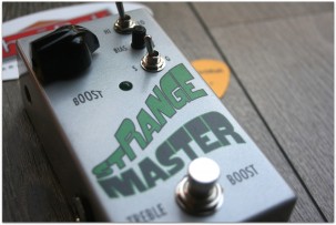 THRÖBAK "St.Range Master Treble Booster"