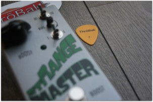 THRÖBAK "St.Range Master Treble Booster"