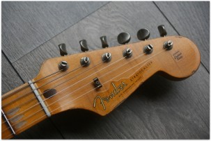 FENDER "Custom Shop 1959 Stratocaster Heavy Relic Limited Shell Pink over Three Choolate Sunburst"