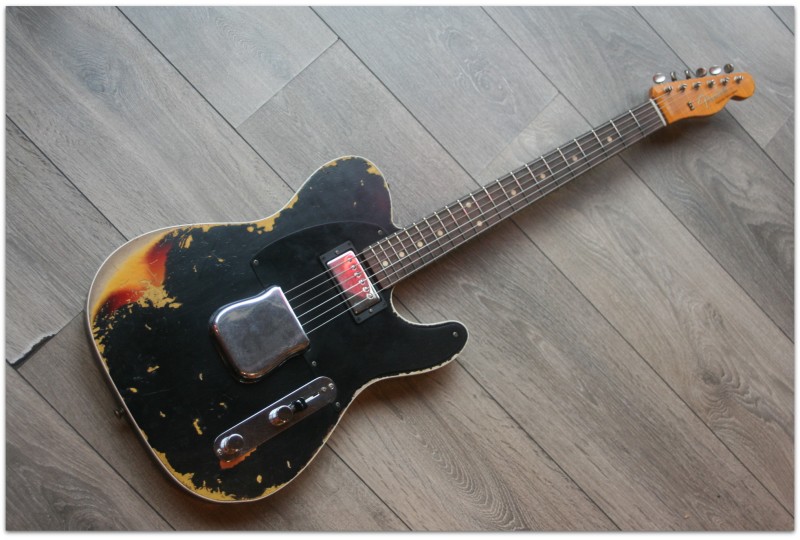 FENDER "Custom Shop Limited 60 HS Telecaster Custom Heavy Relic Aged Black over Three Tone Sunburst"
