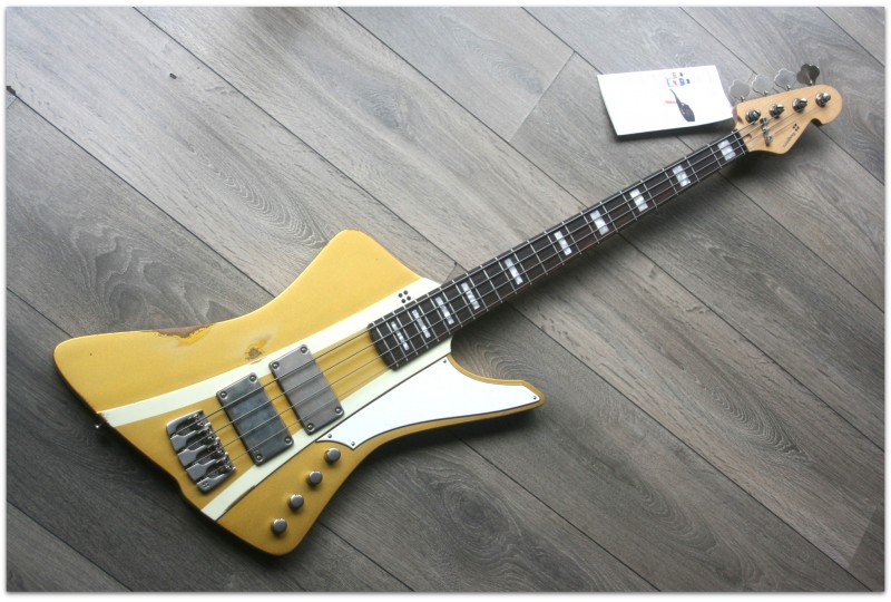 SANDBERG "Forty Eight 4-strings Gold Aged" GIG BAG