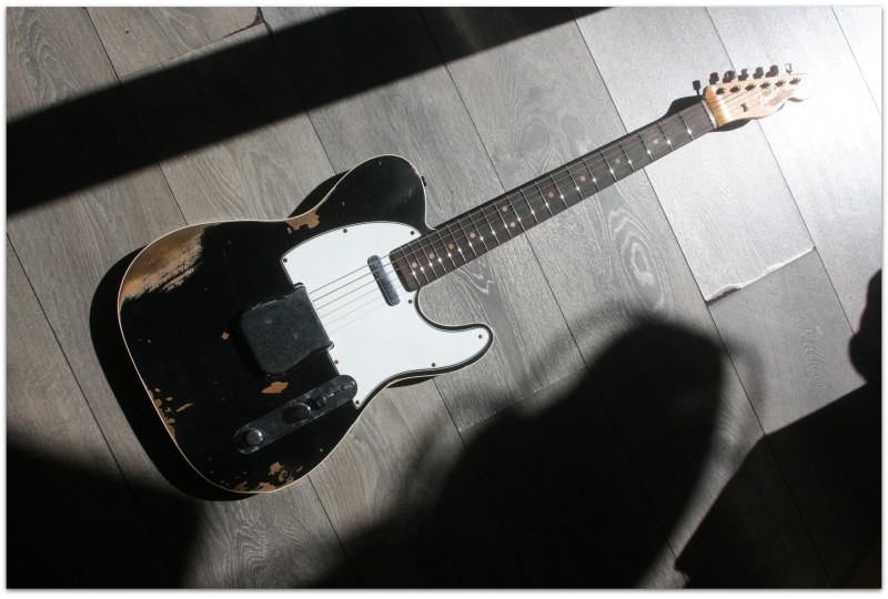 FENDER "Custom Shop 64 Custom Telecaster Heavy Relic Antique Black"