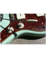 FENDER "Custom Shop 1965 Jazzmaster Relic Faded Aged Surf Green"