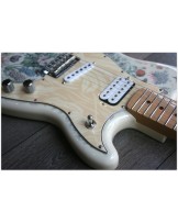 FENDER "Shawn Mendes Foundation Musicmaster"