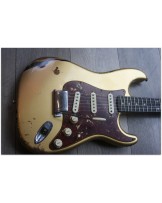 FENDER "Custom Shop Limited Roasted Poblano Stratocaster Heavy Relic Azteca Gold Over Three Tone Sunburst" LIMITED EDITION