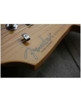 FENDER "American Professional II Stratocaster, Maple, Olympic White"