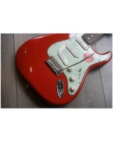 SQUIER "Classic Vibe '60s Stratocaster Fiesta Red" LIMITED EDITION