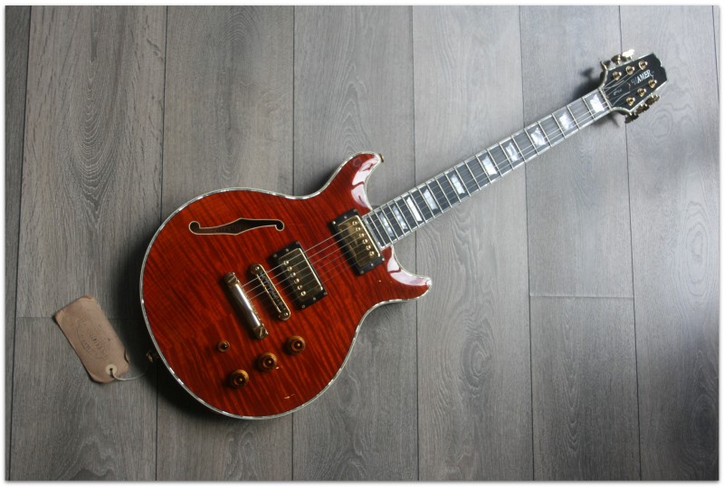 HAMER "Artist Ultimate Red Wine" Number 34 of series MADE IN USA, HARDCASE