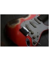 FENDER "Custom Shop Reissue 1959 Stratocaster Heavy Relic Candy Apple Red"