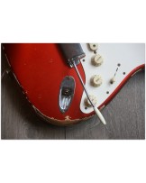 FENDER "Custom Shop Reissue 1959 Stratocaster Heavy Relic Candy Apple Red"