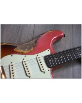FENDER "Custom Shop Limited Edition 1960/63 Stratocaster Super Heavy Relic Super Faded Fiesta Red Over 3 Tone Sunburst"