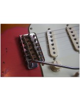 FENDER "Custom Shop Limited Edition 1960/63 Stratocaster Super Heavy Relic Super Faded Fiesta Red Over 3 Tone Sunburst"