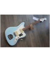 FENDER "Limited Edition Player Jazzmaster in Sonic Blue"