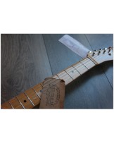 FENDER "Vintera 50 Stratocaster Sonic Blue , Maple"