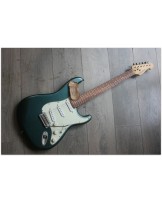 WOODSTOCK GUIITARS "Oldboy, SSS, Dark Sherwood with Blues Reunion Gig Bag"