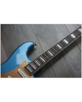 SQUIIER "40th Anniversary Stratocaster, Gold Edition, Lake Placid Blue, Indian Laurel" by Fender