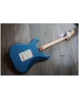 SQUIIER "40th Anniversary Stratocaster, Gold Edition, Lake Placid Blue, Indian Laurel" by Fender