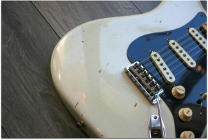 FENDER "Custom Shop Stratocaster '56 Masterdesign JNRY Relic Desert Tan"