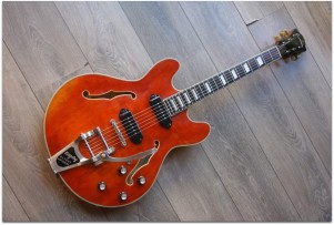 EASTMAN T64/v Amber