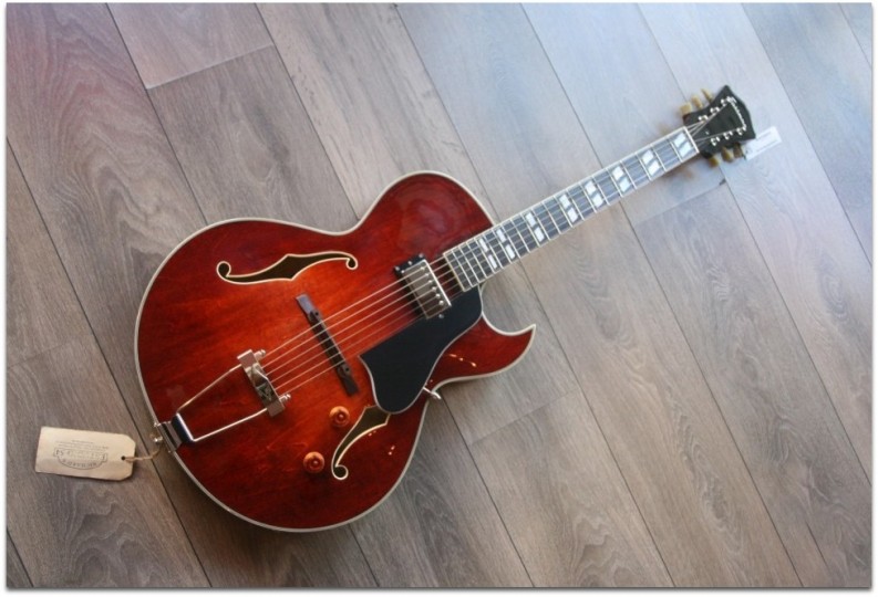 EASTMAN AR371ce Classic Archtop