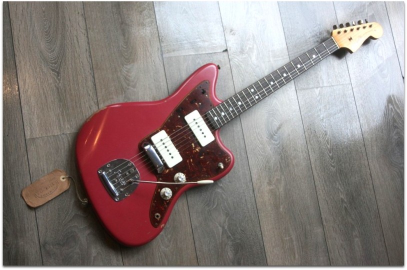 FENDER "Custom Shop 1965 Jazzmaster Relic, Faded , Aged Dakota Red"