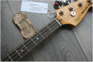 SQUIER "Classic Vibe Mustang Bass Competition" by Fender