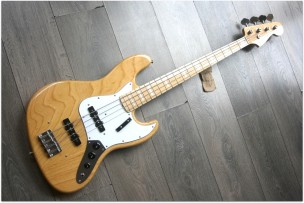 Fender "Jazz Bass Natural Japan Year: 1985 or 1986 (Made in Japan) Made by Fuji-gen,Japan"HARDCASE