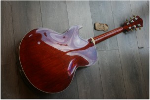 EASTMAN "AR-372 CE Classic Modified with Seth Lover Pickups"